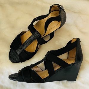 NURTURE - NEW! Wedge Stretch T Strap Open Toe Shoes